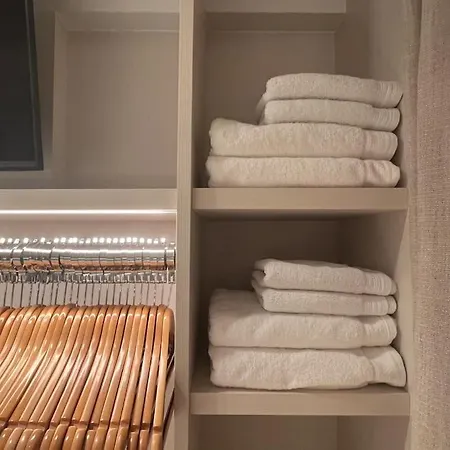 Apartment Luxe Met Adembenemend Uitzicht Op Zee